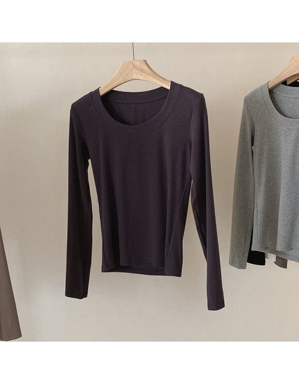 Simple round neck long-sleeved t-shirt for women in spring 