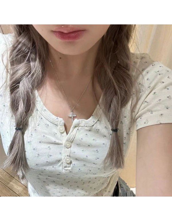New small fresh floral top three-button short-sleeved round-neck T-shirt for women 