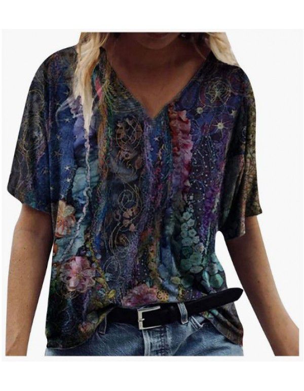 Summer New Landscape Painting Print V-Neck Short Sleeve T-shirt Women