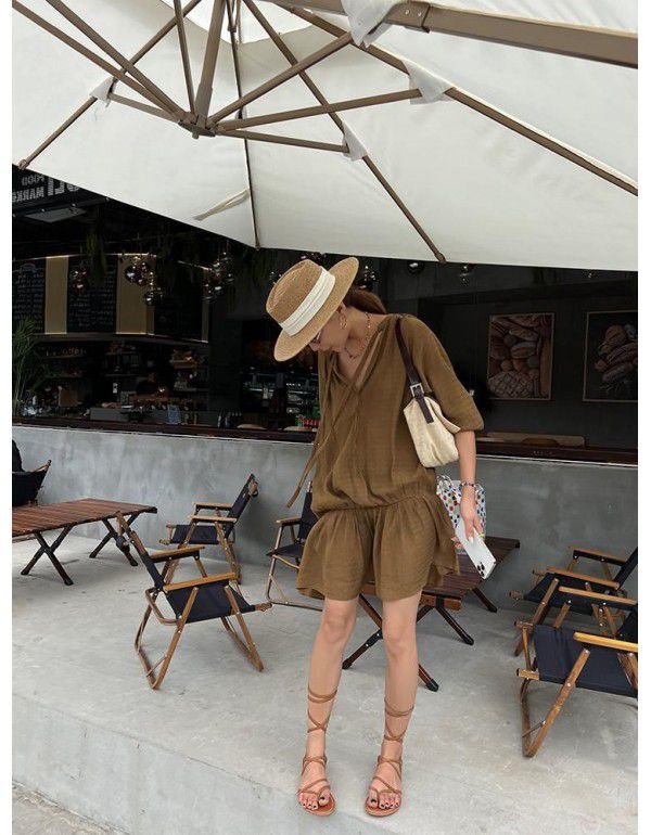 Summer New French High-end Temperament Celebrity Goddess Model High-end Sense V-neck Cold Dress Girl 