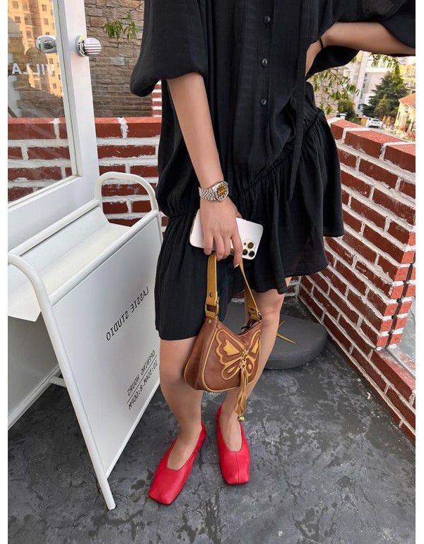 Summer New French High-end Temperament Celebrity Goddess Model High-end Sense V-neck Cold Dress Girl 
